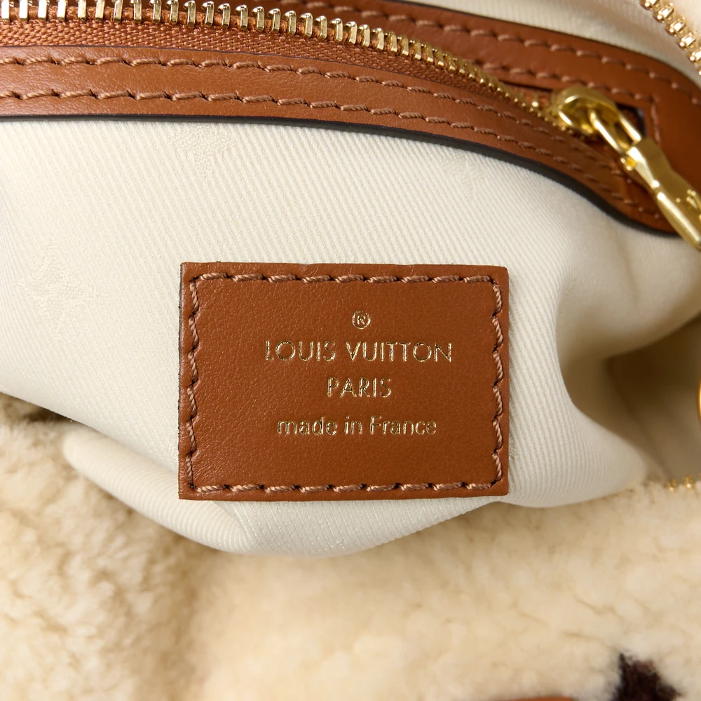 Superfake Handbags – Louis Vuitton Monogram Canvas Speedy 25 - Image 4