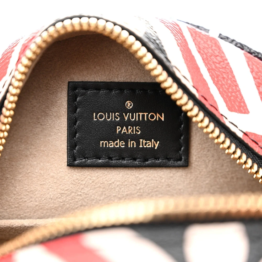 Boite Chapeau Souple PM 1:1 Replica Creme Monogram Giant Crafty Canvas Round Handbag - Image 4