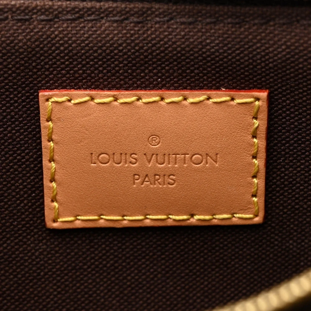 Liv Pochette 1:1 replica Monogram Canvas Gold Hardware Chain Strap Shoulder Bag - Image 4