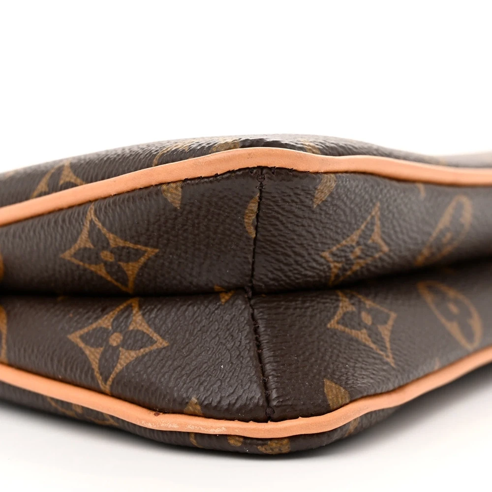 Liv Pochette 1:1 replica Monogram Canvas Gold Hardware Chain Strap Shoulder Bag - Image 3