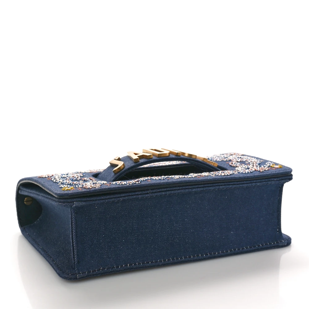 Bottom view of the D!0r J'Adior Chain Flap bag showing the structured leather base