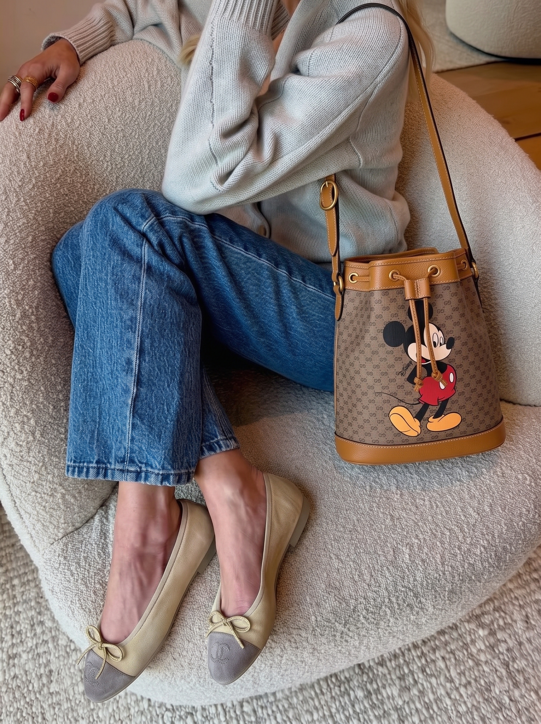 Gucc!x Disney Mini Vintage GG Supreme Monogram Bucket Bag – Mirror Quality Handbag