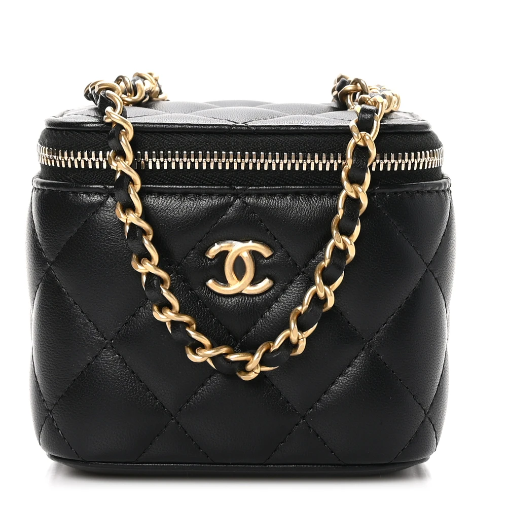Front view of the black lambskin Ch@nel Pearl Crush Vanity Case with gold-tone hardware